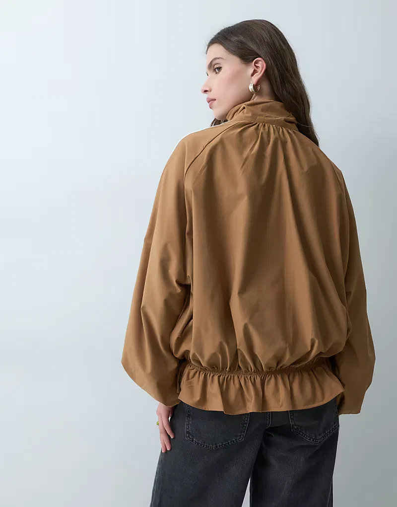 Спортивная куртка Adidas Originals Firebird Blousy Oversized в цвете коричневый пустынный, эксклюзивно представлена ​​на ASOS — фото 3