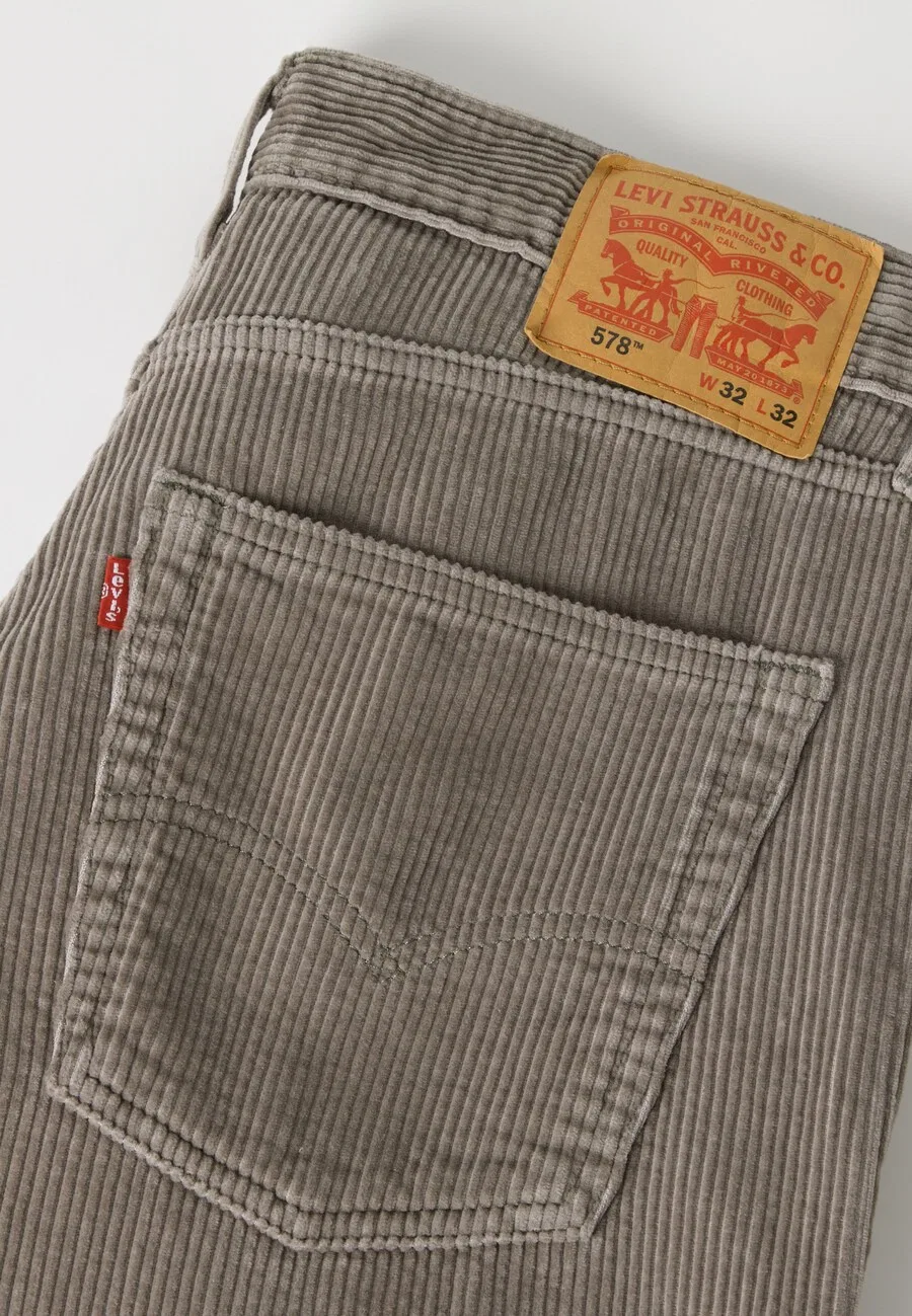 Джинсы LEVI'S Baggy Jeans '578 BAGGY METEORITE' цвета "грязь" — фото 2