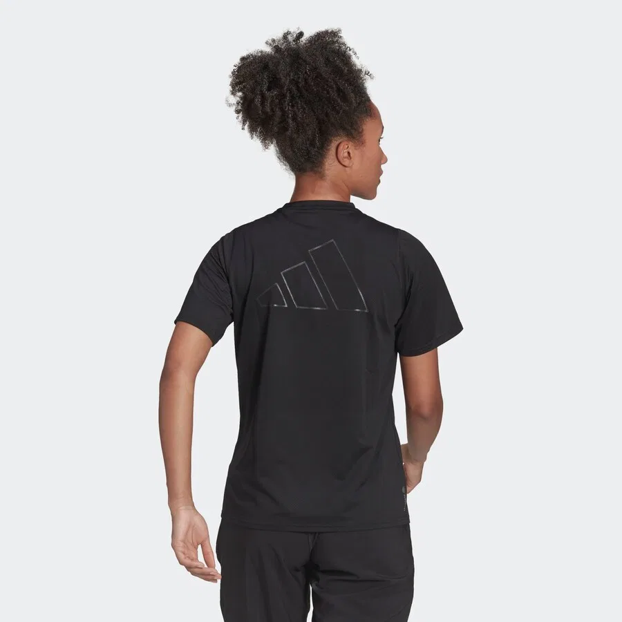 Спортивная футболка ADIDAS PERFORMANCE Performance Shirt 'Run Icons' черного цвета — фото 3