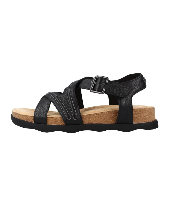 

Стильные женские босоножки на плоской подошве. Clarks, черный