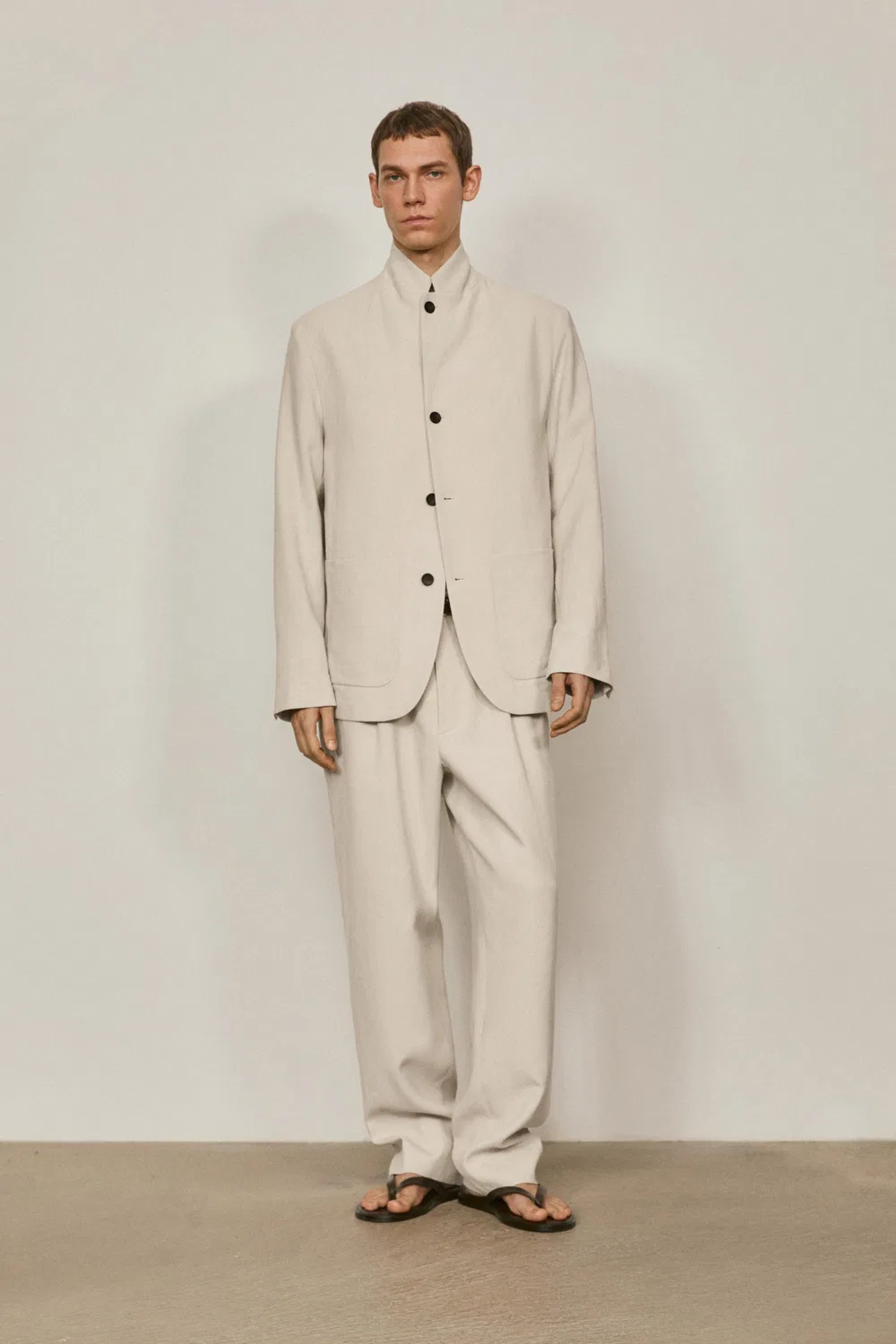 Блейзер из 100% льна с декоративными карманами - лимитированная серия Massimo Dutti, кремовый