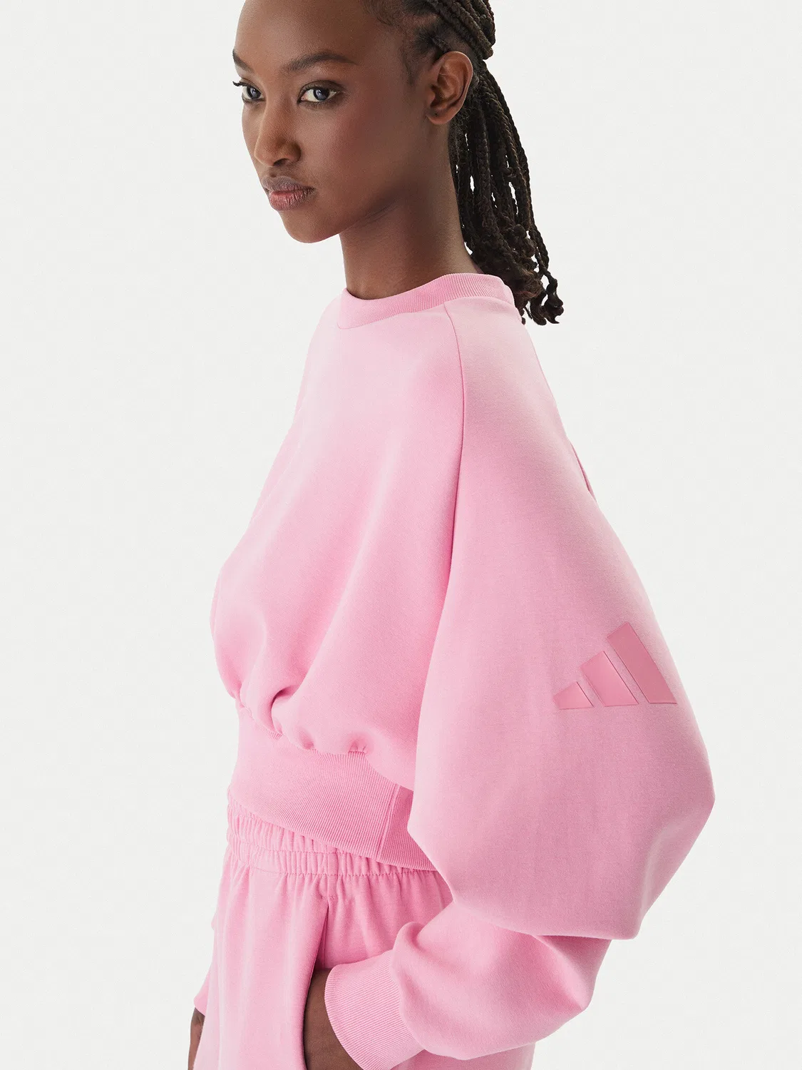 Женский свитшот свободного кроя Soft Lux Adidas, розовый — фото 4