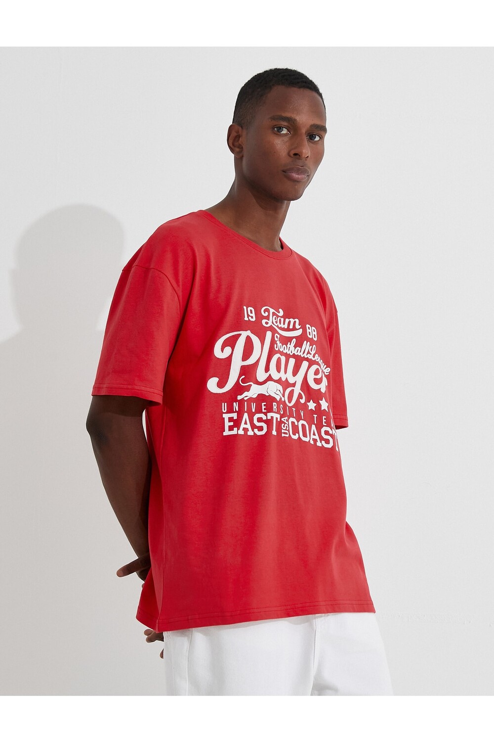 

Футболка с принтом колледжа Koton, красный