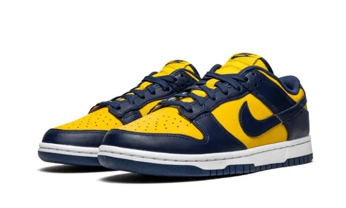 Детские кроссовки на шнуровке Dunk Low Michigan Nike, University Gold/Weiß — фото 2