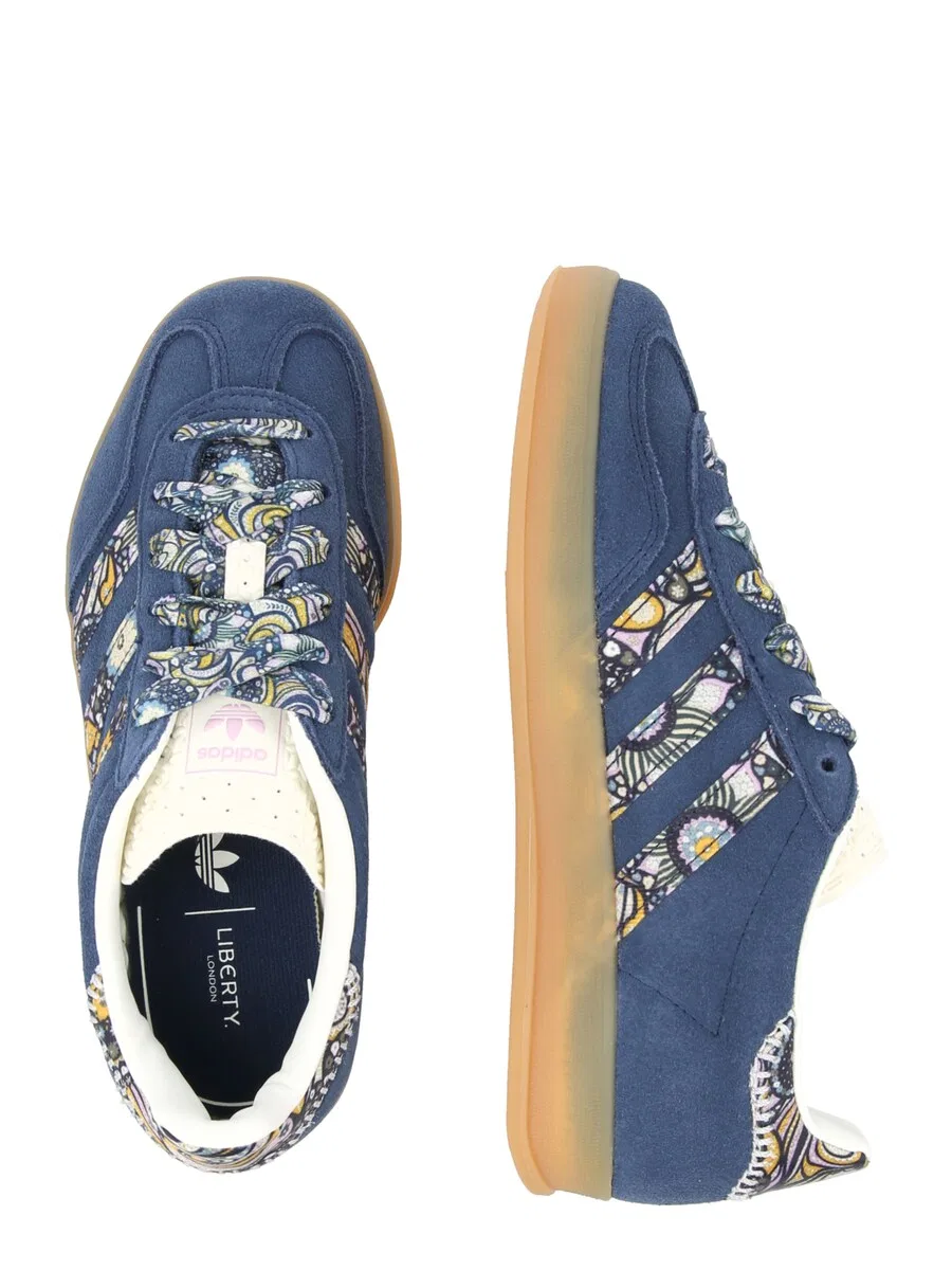 Кроссовки ADIDAS ORIGINALS 'Gazelle' темно-синего цвета — фото 2