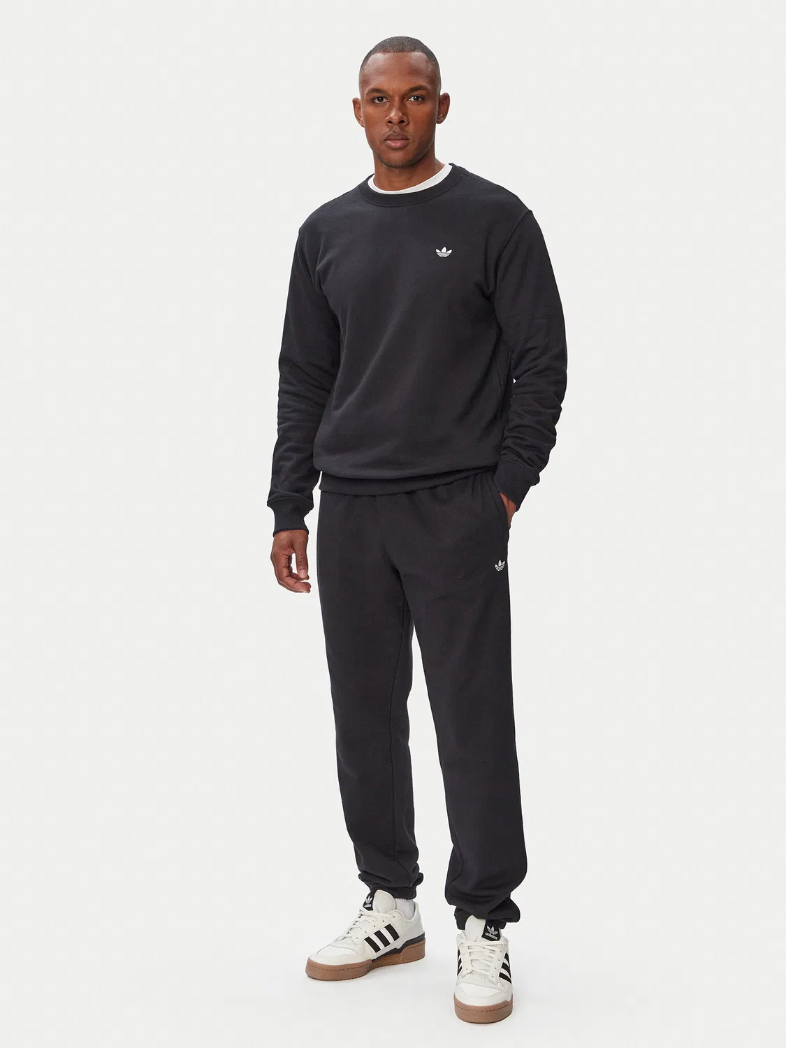 Мужские спортивные штаны стандартного кроя Trefoil Essentials Adidas, черный — фото 2