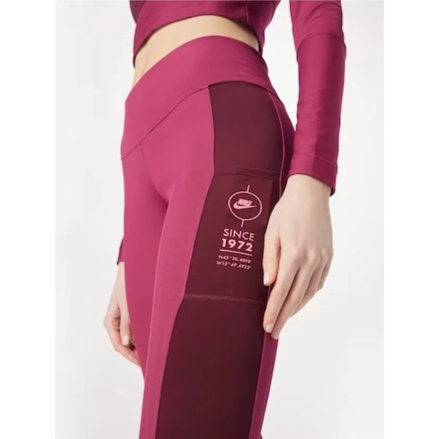Спортивные леггинсы с водоотталкивающей пропиткой Nike W Nsw Tight Rib Su FD4237-653, Бордовый — фото 3