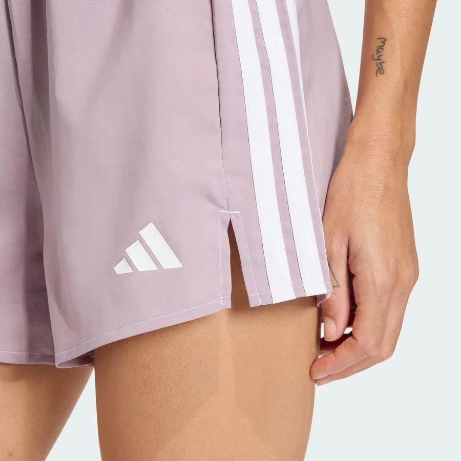 Шорты спортивные с принтом Performance KC5503 Workout Essentials 3-Stripes adidas, Фиолетово-белый — фото 4