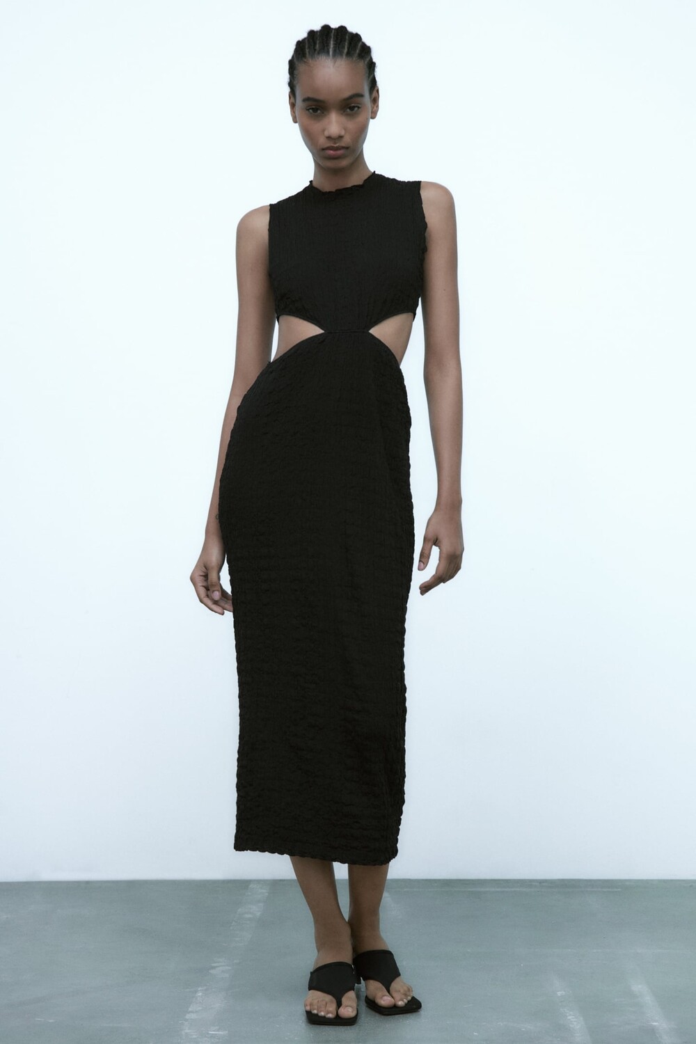 

Платье с вырезами текстура ZARA, черный
