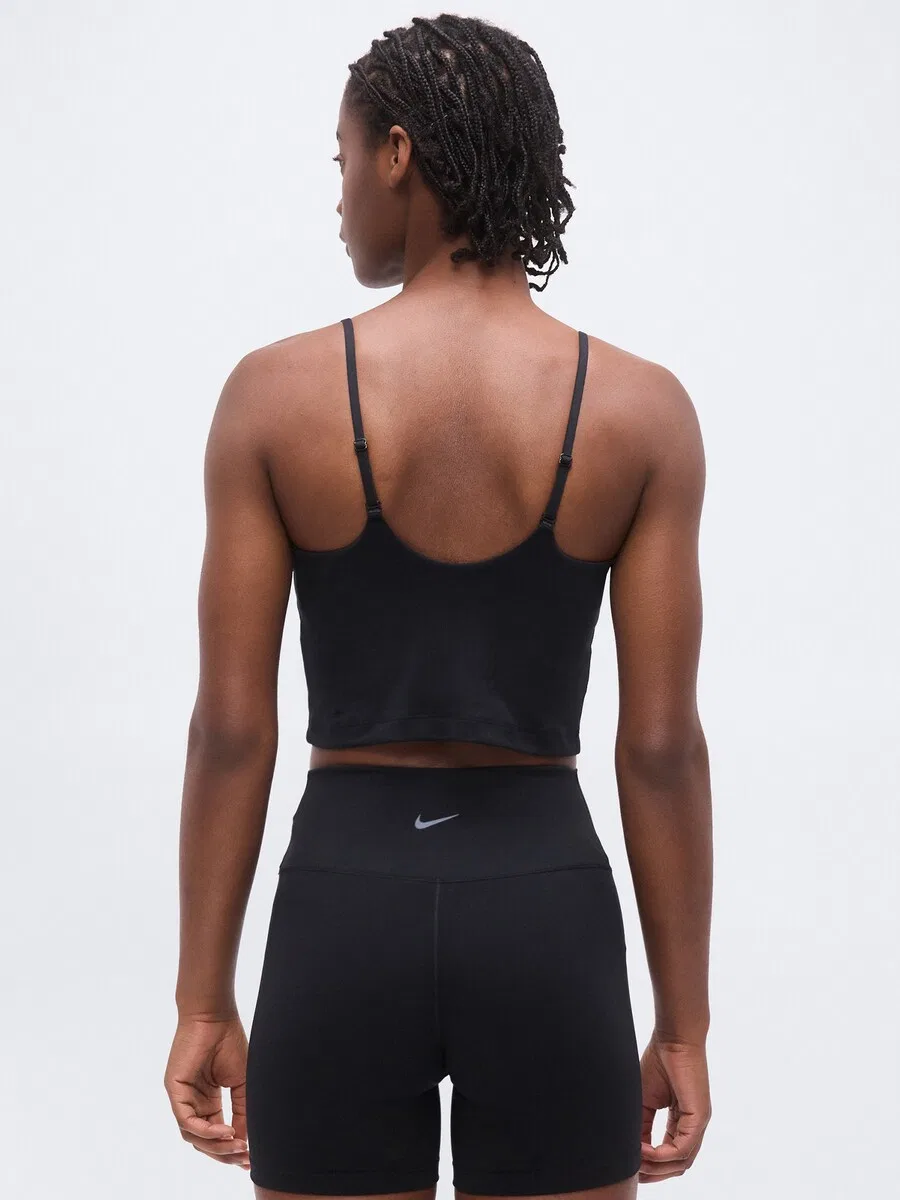 Спортивная футболка NIKE 'ONE' черного цвета — фото 3