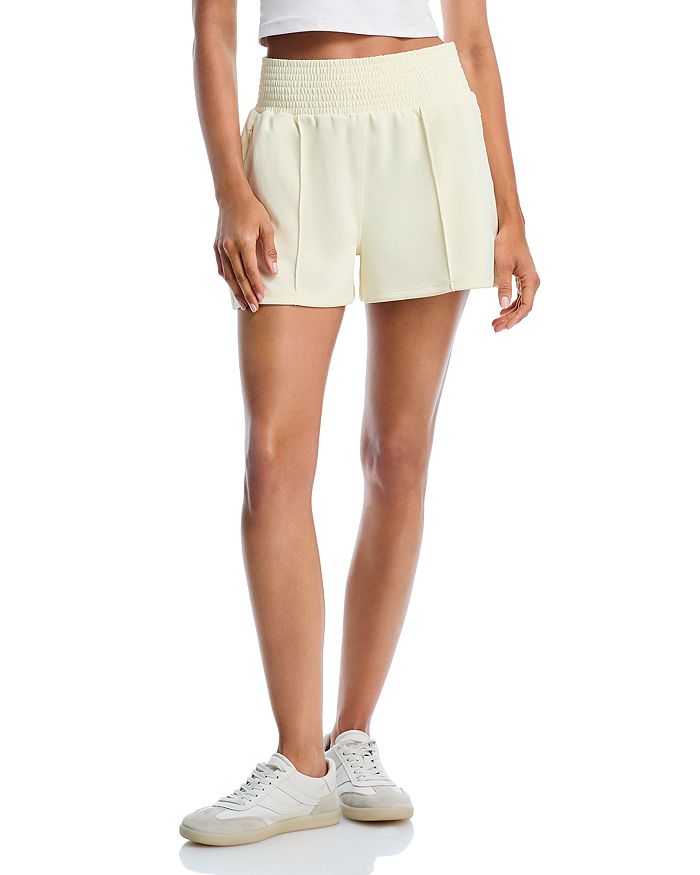 

Шорты с эффектом песочной стирки Sweaty Betty, желтый