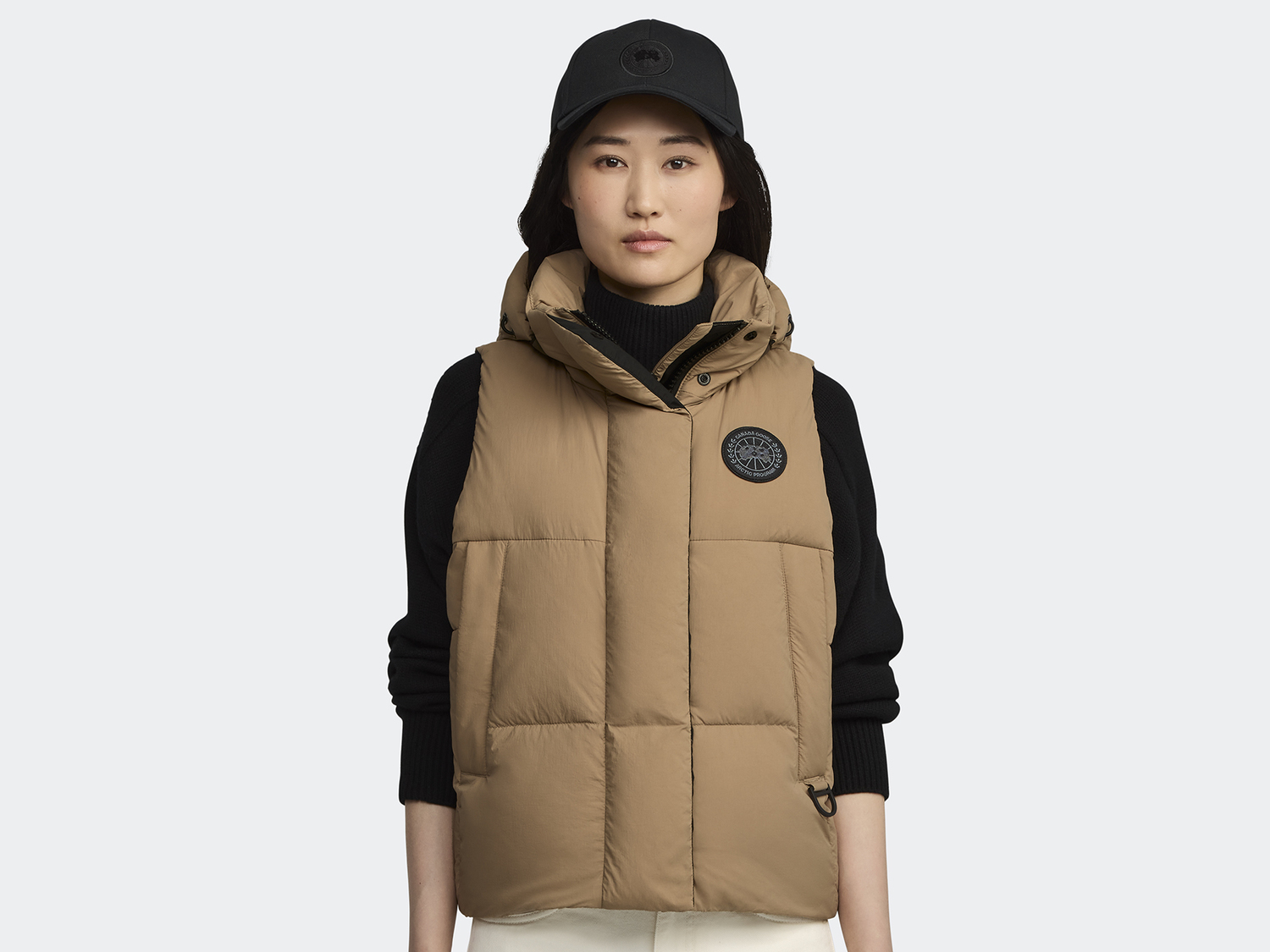 

Пуховой жилет Canada Goose Junction Black Label, Desert Sand
