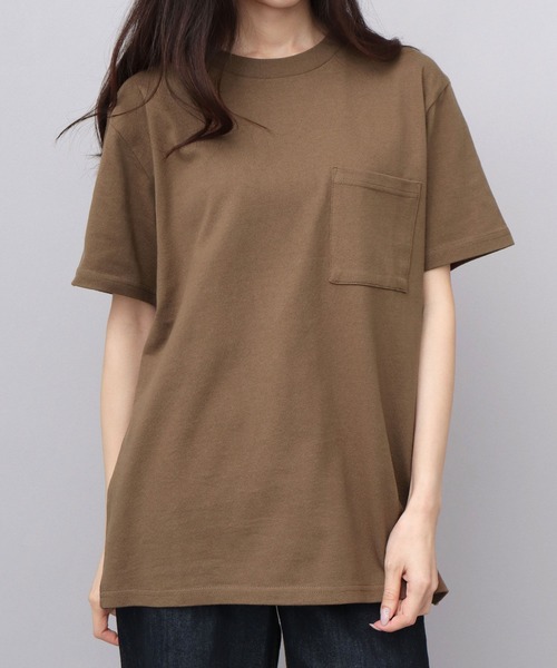 

Футболка с коротким рукавом, с карманом, из американского хлопка, плотность 215 г/м², стандартный крой Goodwear, коричневая