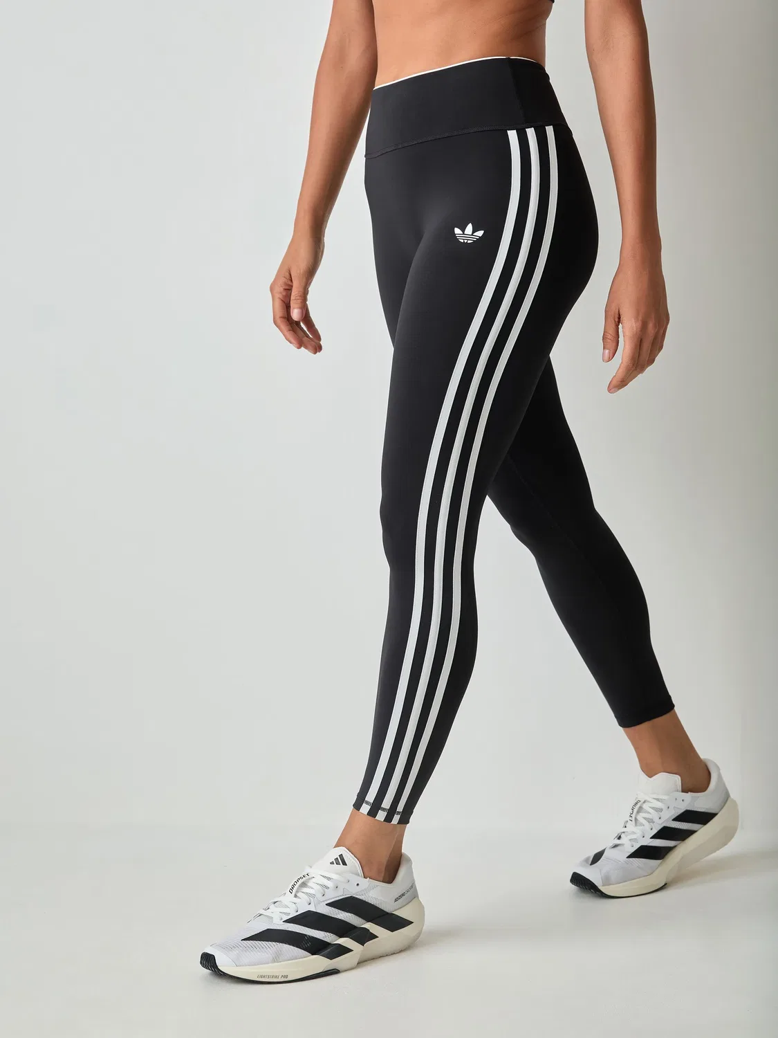 Черные спортивные леггинсы с 3 полосками adidas Originals — фото 3