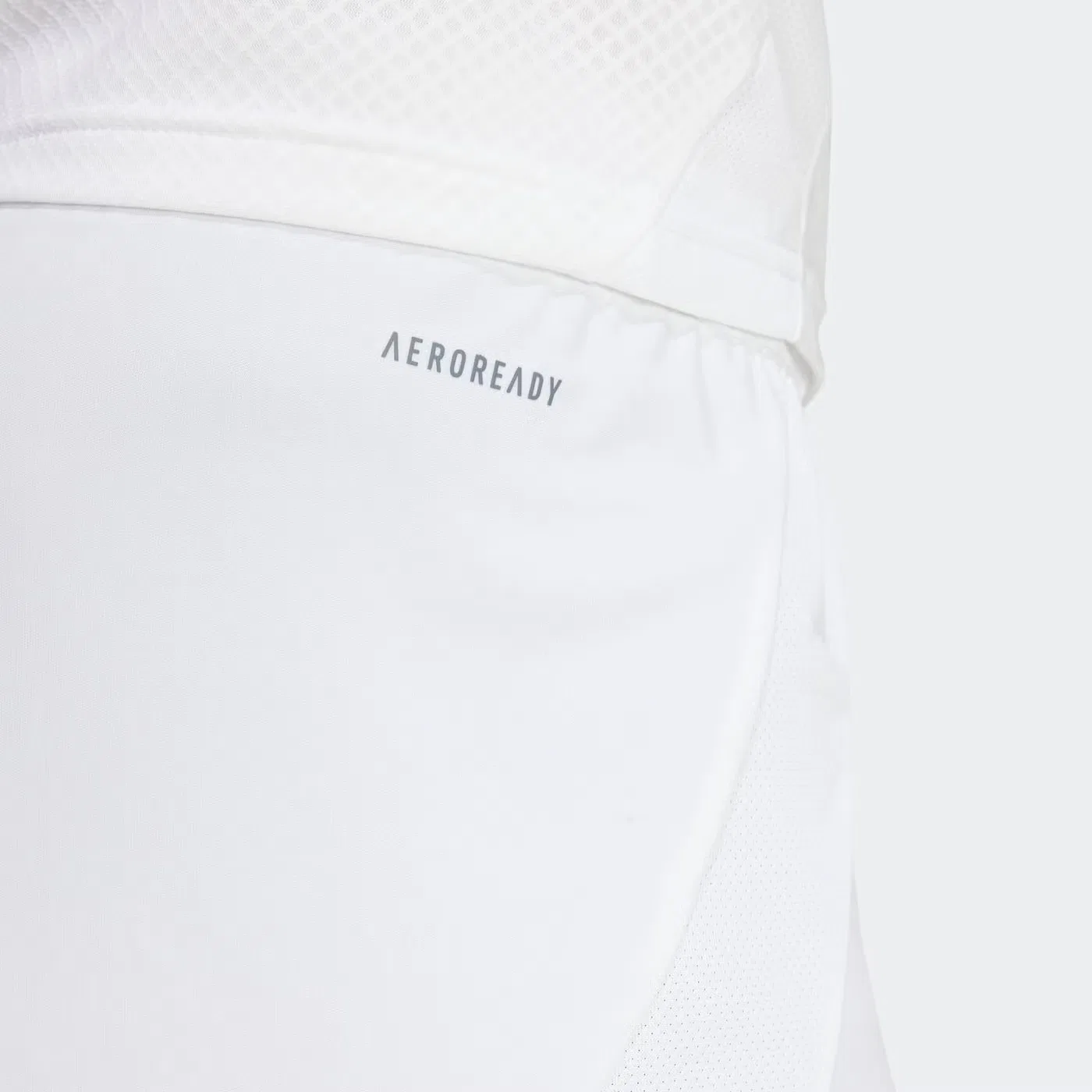 Шорты футбольные с вышитым гербом Real Madrid 2024/2025 Adidas — фото 4