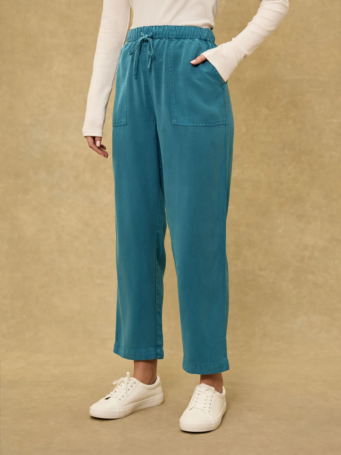 Брюки зауженные из TENCEL Lyocell Next, цвет Teal Blue — фото 2