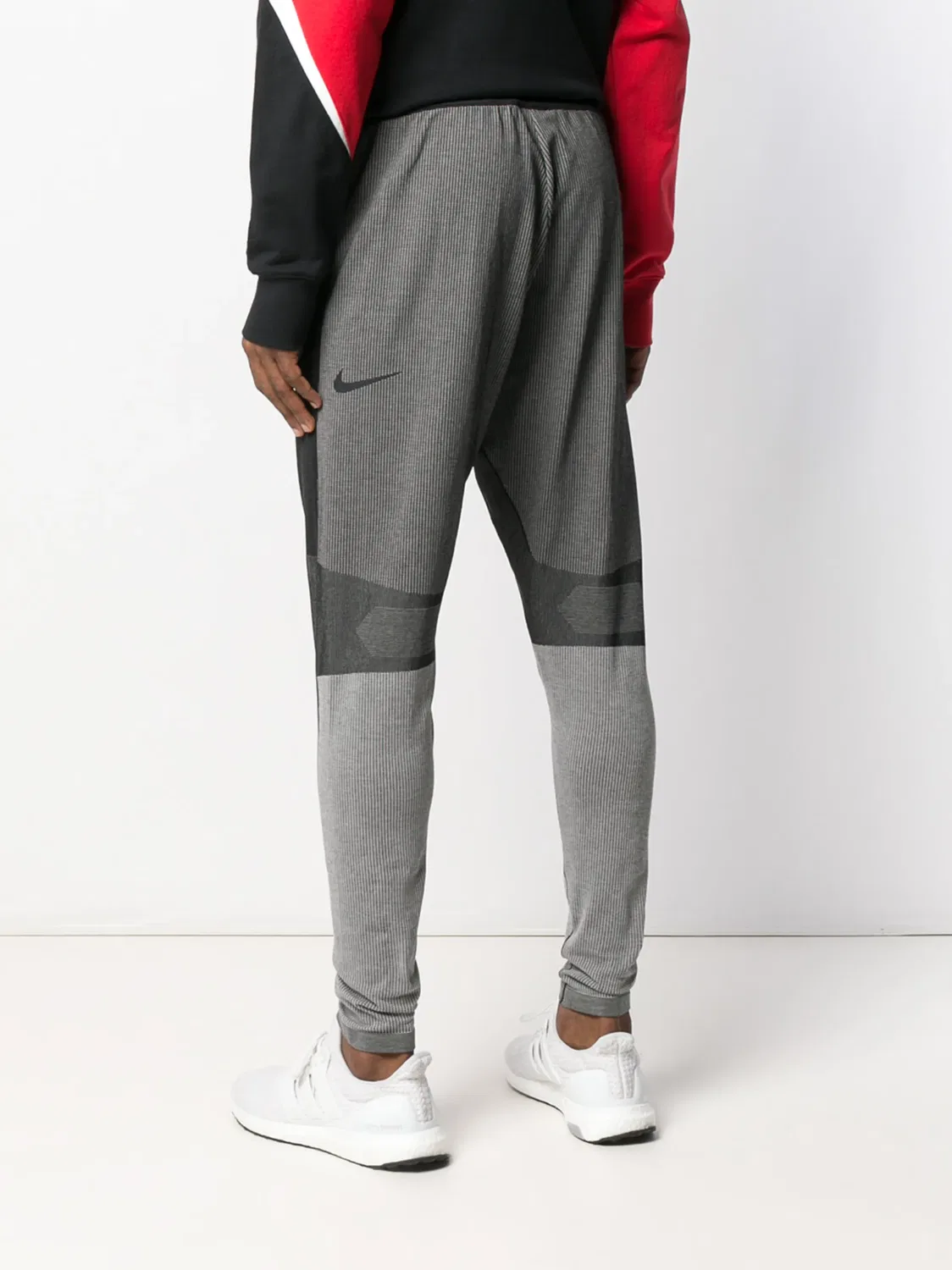 Спортивные брюки Sportswear Tech Pack Nike, черный — фото 4