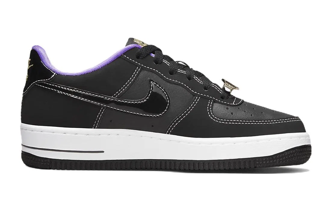 Детские кроссовки для скейтбординга с кожаным верхом Air Force 1 Low '07 LV8 World Champ Black Purple Nike, Black Purple — фото 3