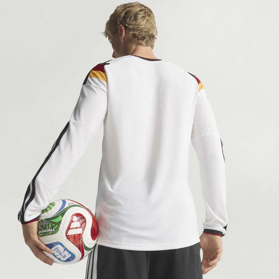 Футболка ADIDAS PERFORMANCE 'Germany 26 Home Authentic Long Sleeve' белого цвета — фото 2