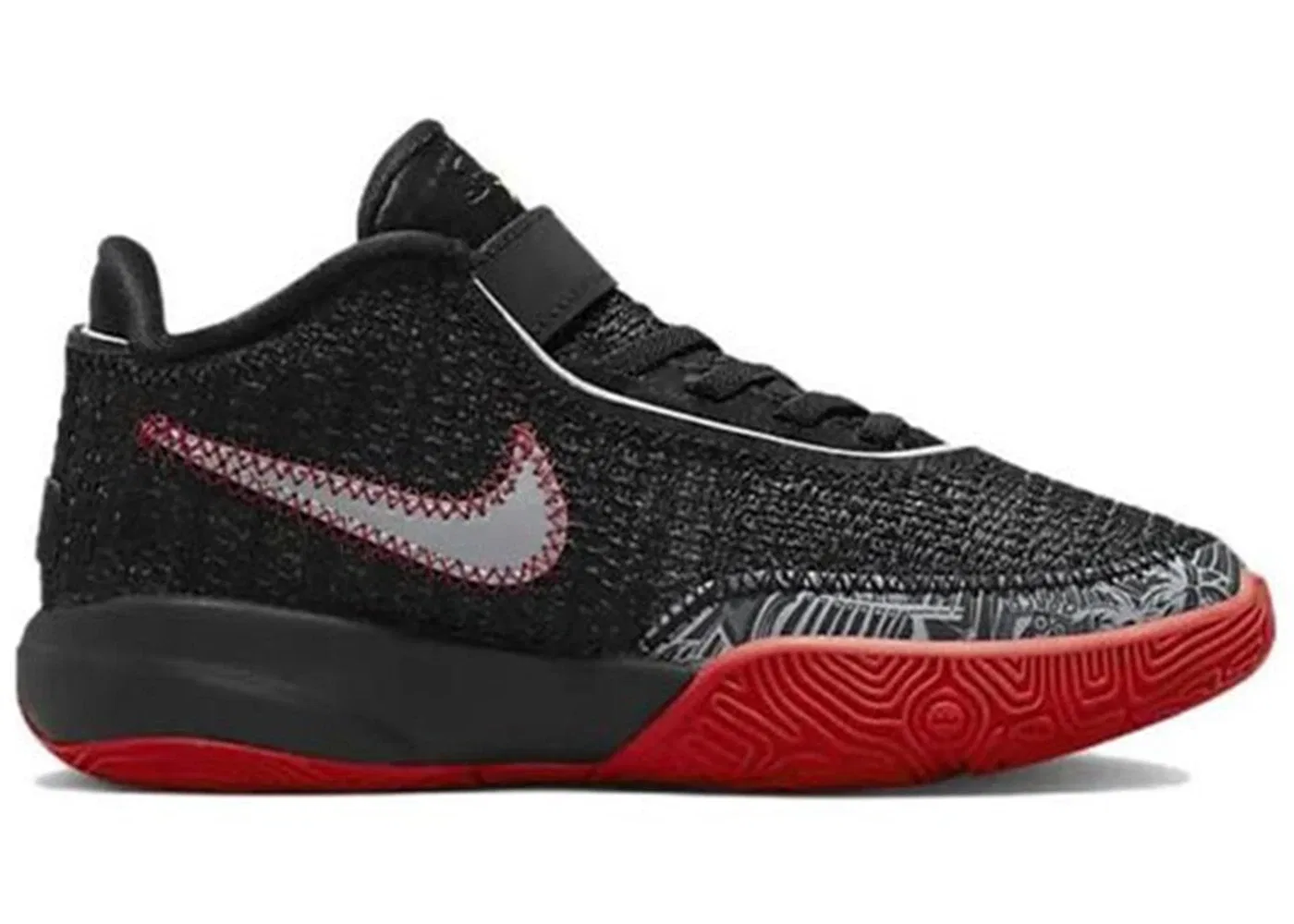 Детские кроссовки для мальчиков баскетбольные Nike LeBron 20, Black/Black/University Red/University Gold/Light Smoke Grey