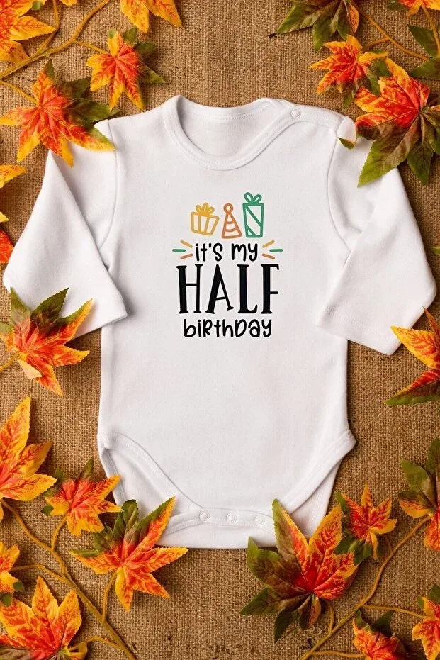 Детское боди-комбинезон с принтом Half Birthday Printed Organic Cotton Baby Bodysuit Overoz, Long White