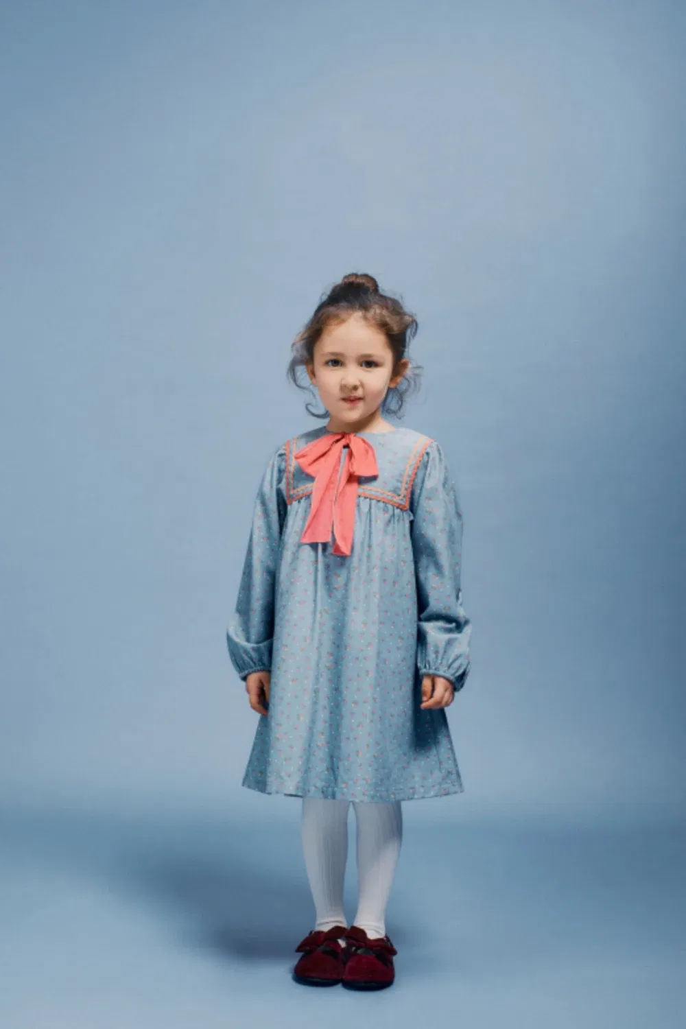 Нарядное платье с цветочным принтом Zoe Bebe Organic, синий — фото 4