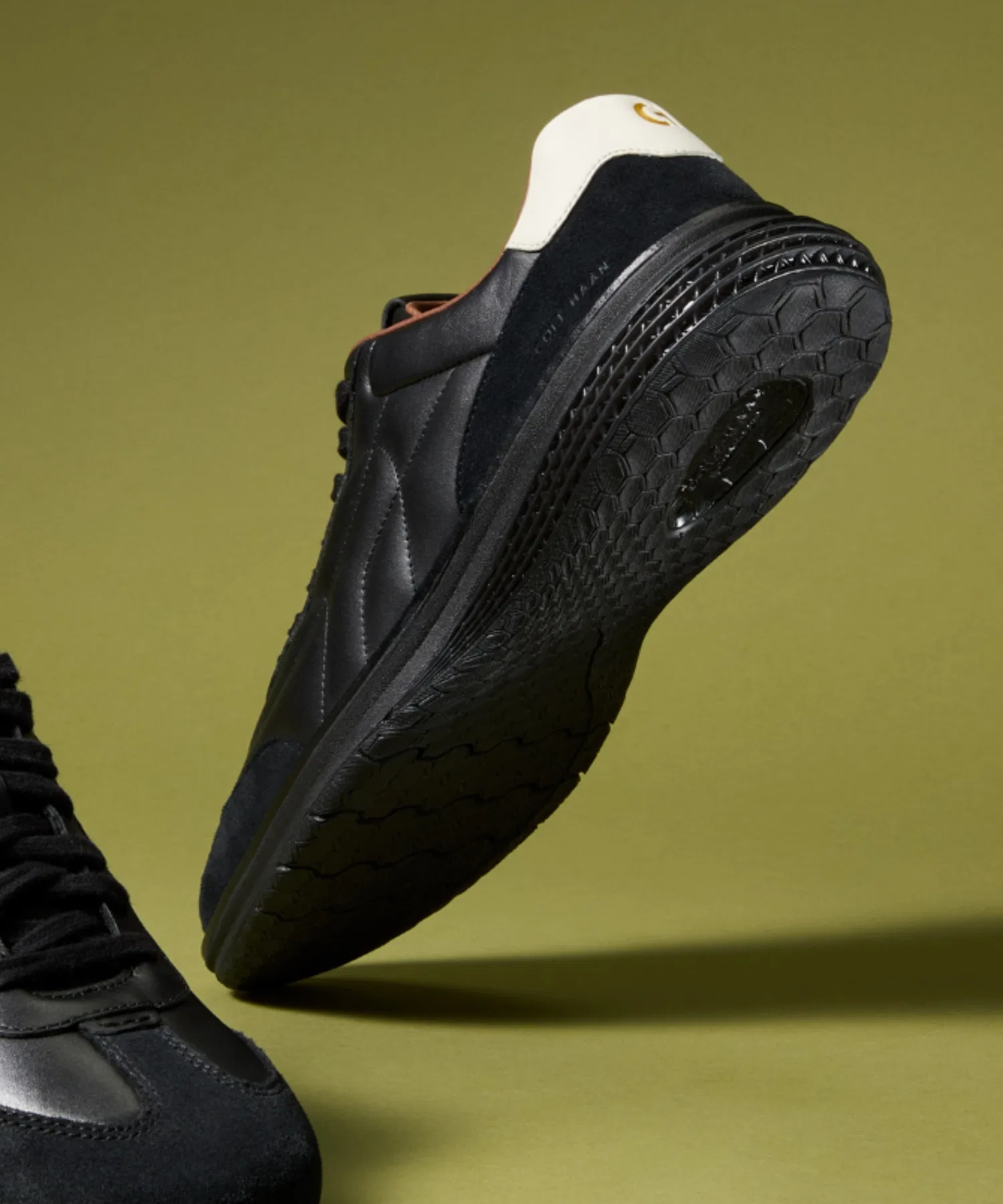 Мужские кроссовки из натуральной кожи COLE HAAN GrandPro Touchline Energyweave чёрные — фото 2