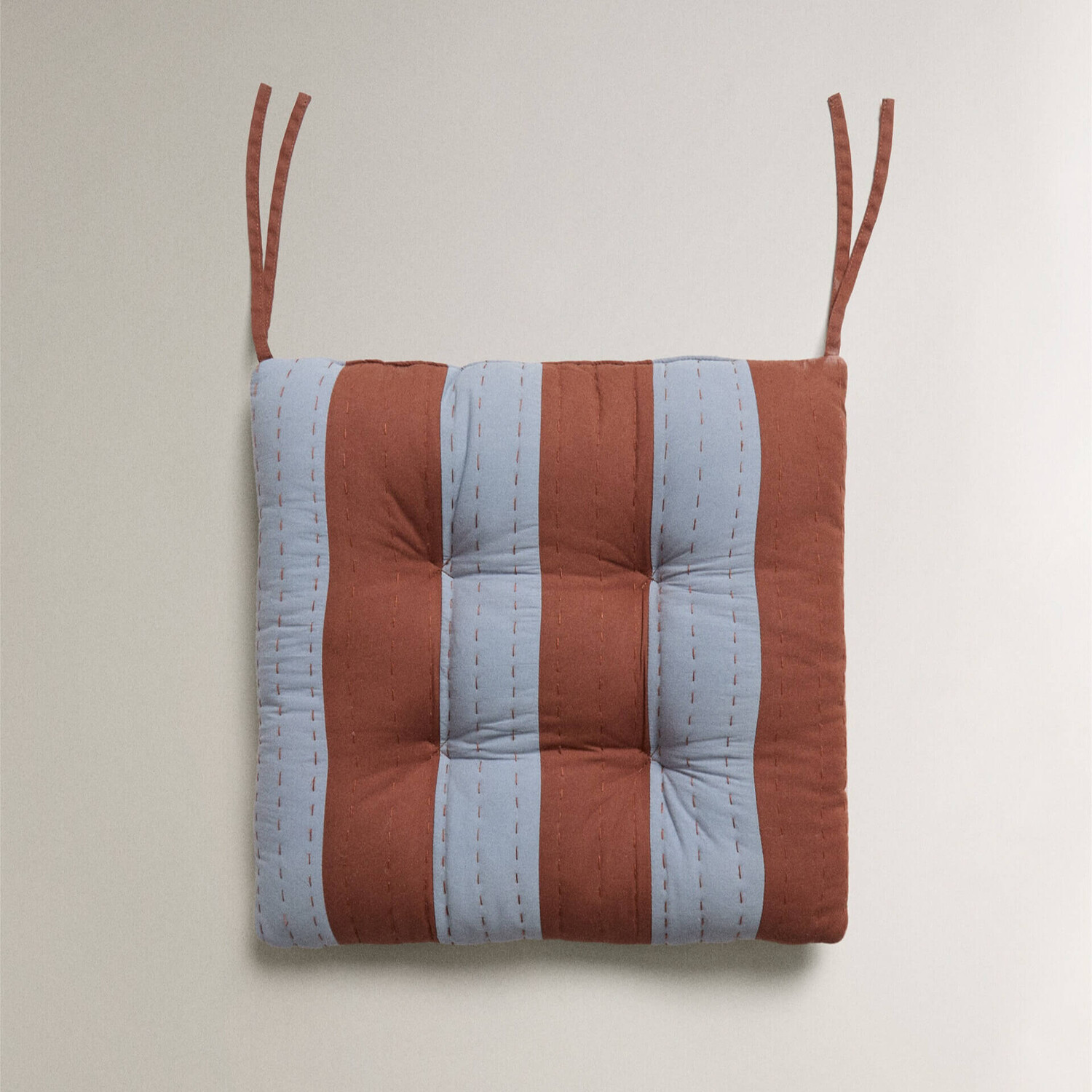 

Подушка на сиденье Zara Home х Collagerie Striped Seat, 40х40 см
