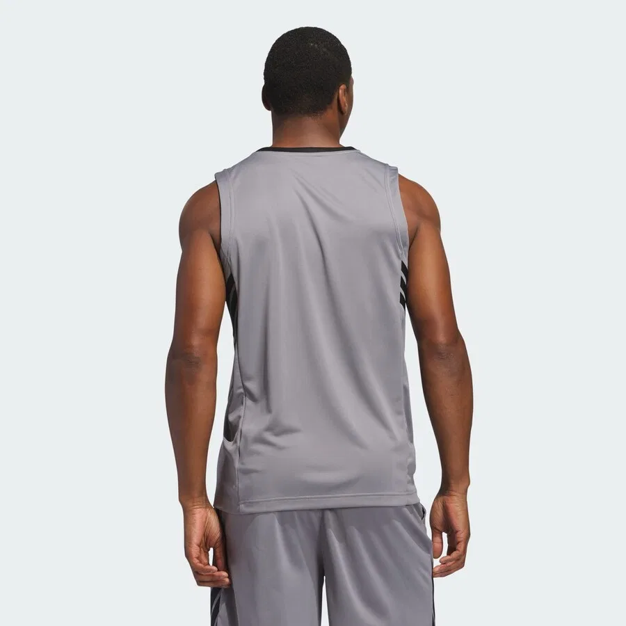 Спортивная футболка ADIDAS PERFORMANCE Performance Shirt 'Basketball Legends' серого цвета — фото 3