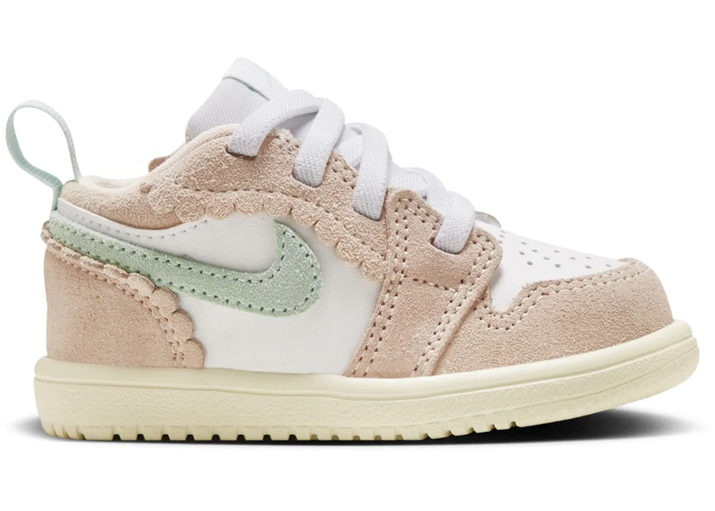 Детские кроссовки Lifestyle Jordan 1 Low SE Jordan, Guava Ice/Jade Ice/White/Pink Oxford
