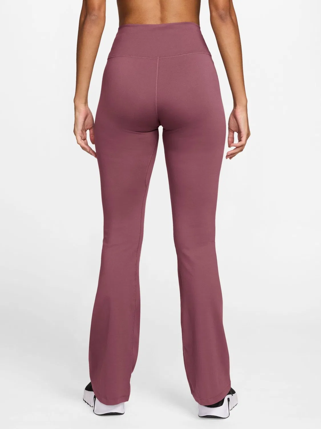 Леггинсы спортивные Nike One High-Waisted Flared, дымчато-розовый — фото 2
