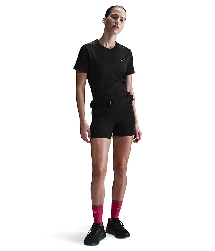 Футболка беговая Swift Dri-FIT Nike, Black/Reflective Silver — фото 2