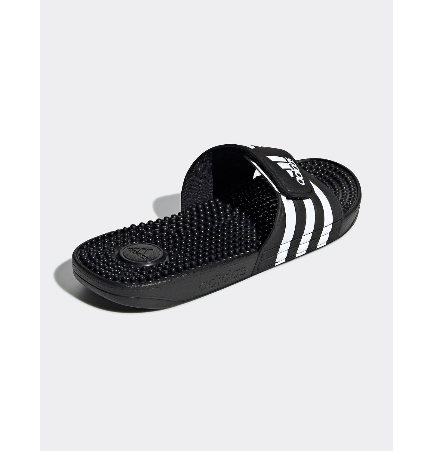 

Черно-белые шлепанцы Adidas Sportswear Adissage adidas performance