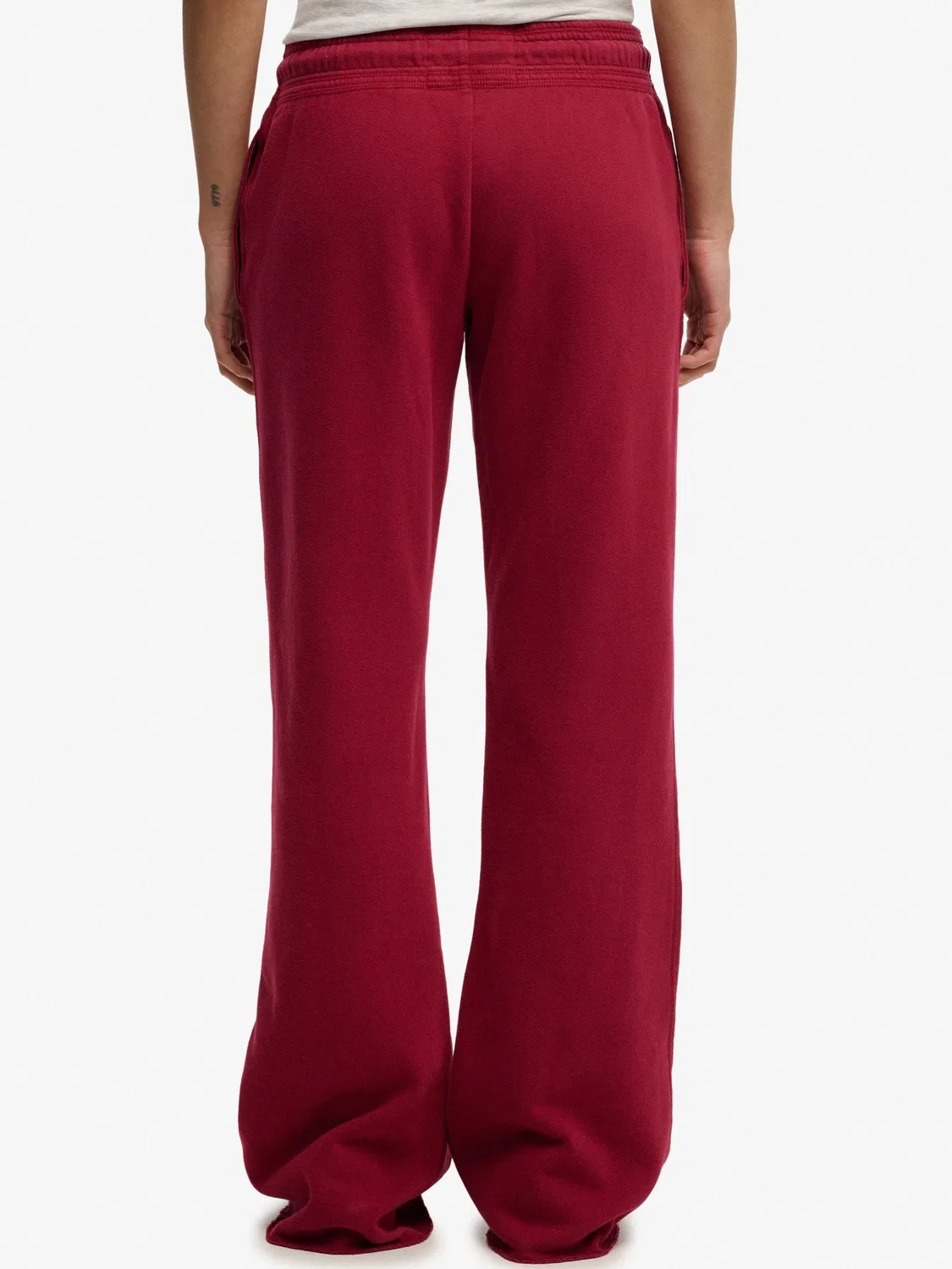 Джоггеры заниженные Athletic Essentials Low Rise Flare Superdry, красный — фото 3