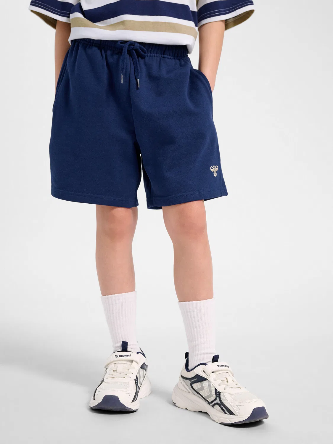 Детские шорты свободного кроя Hmljr Jump Hummel, Blau Dunkelblau Mitternachtsindigo