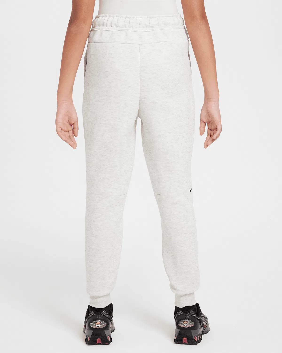 Джоггеры для девочек Nike Sportswear Tech Fleece, Light Grey/Heather/Black/Black — фото 2