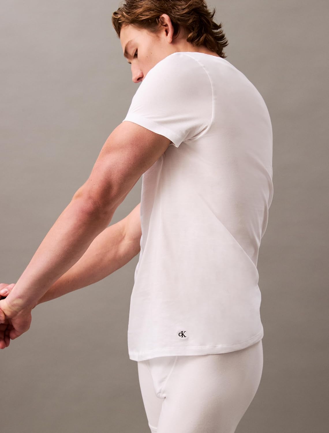 Комплект из 5 мужских классических хлопковых маек Calvin Klein, 5 White Vneck — фото 3