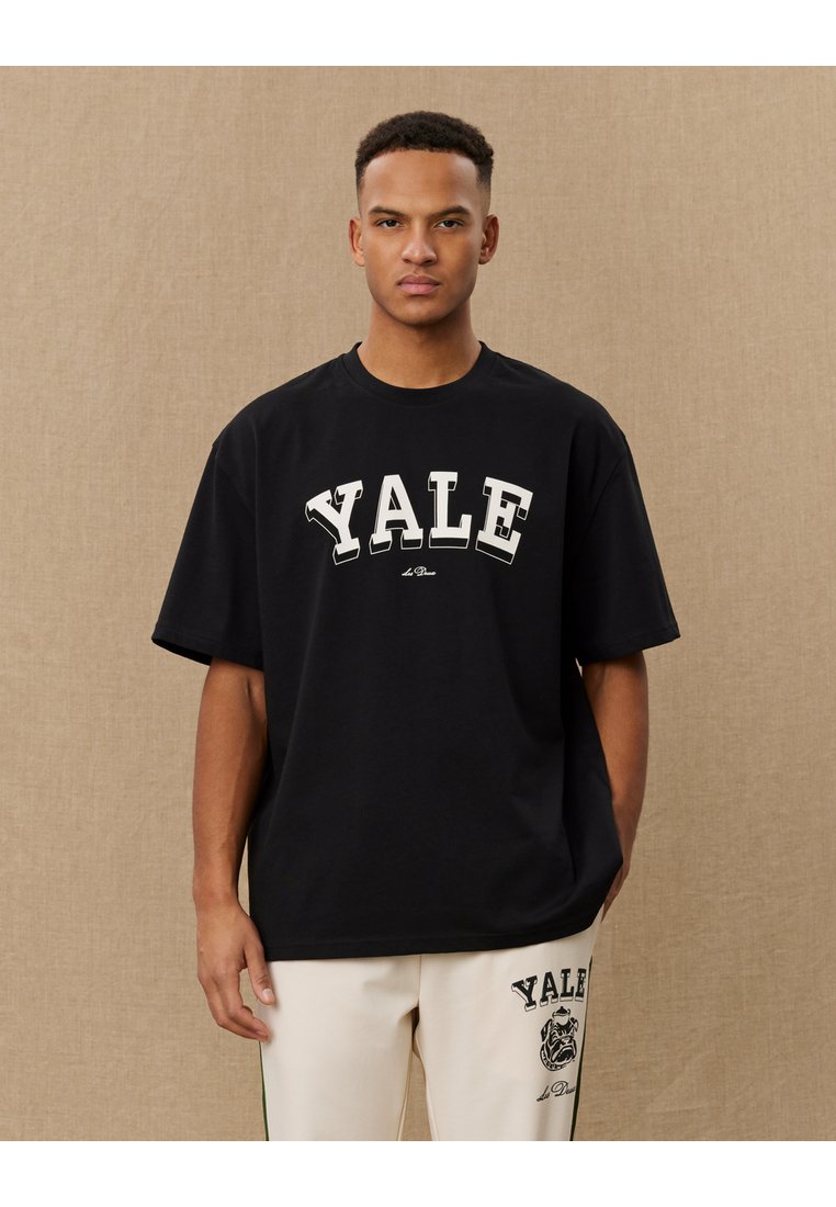 

Футболка с принтом YALE COLLEGE UNISEX Les Deux, черный
