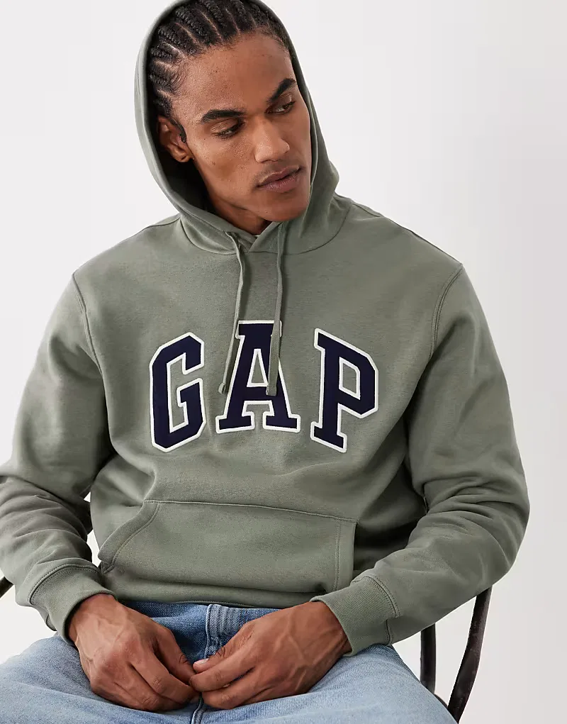 Толстовка с логотипом GAP, надеваемая через голову, светло-хаки