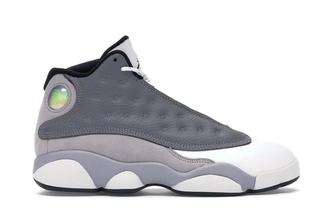 Детские кроссовки Lifestyle с моделью Jordan 13 Retro Jordan, Atmosphere Grey/Black-White-University Red-Sail