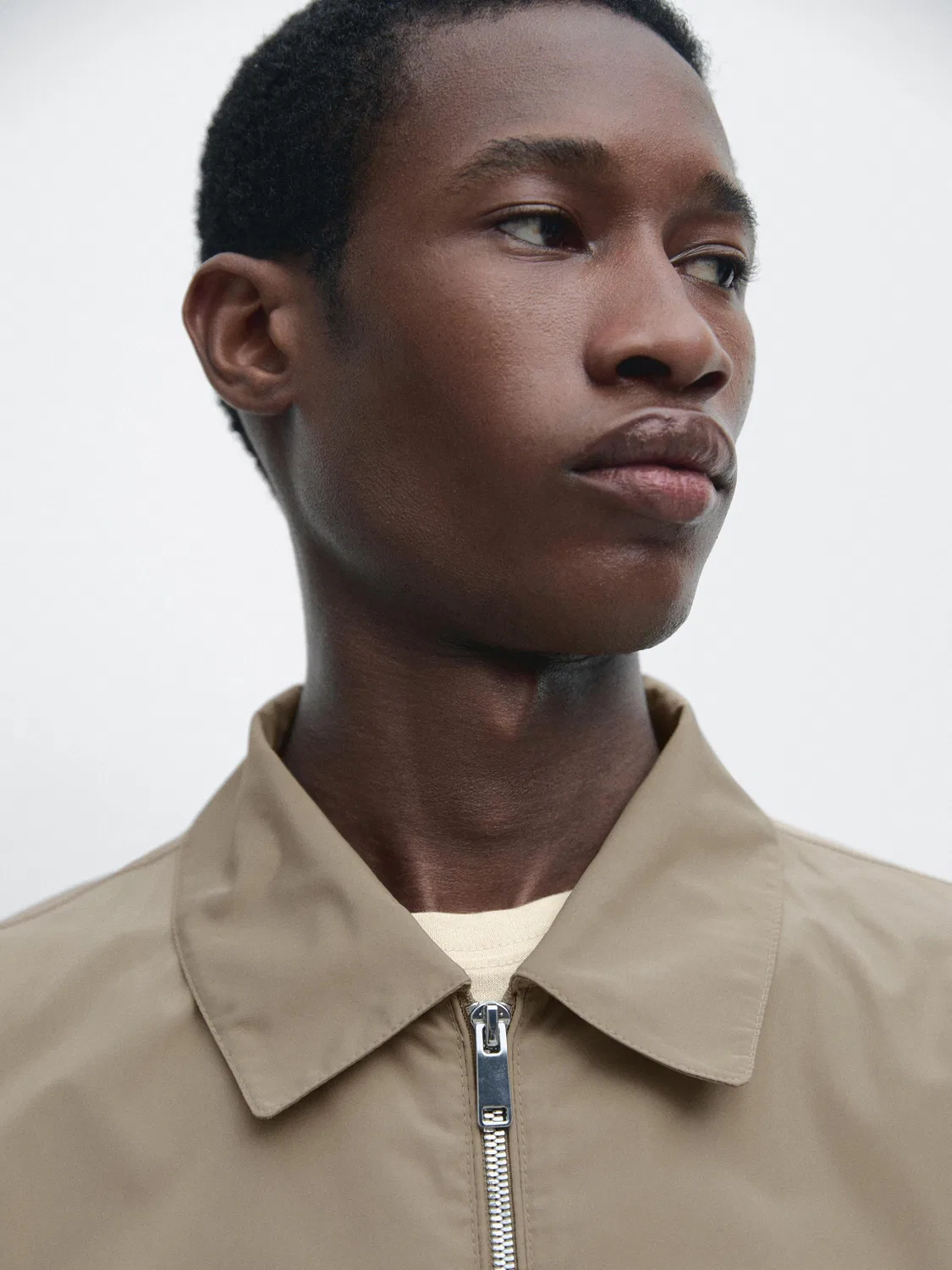 Короткая куртка из технической ткани Massimo Dutti, Mink — фото 4
