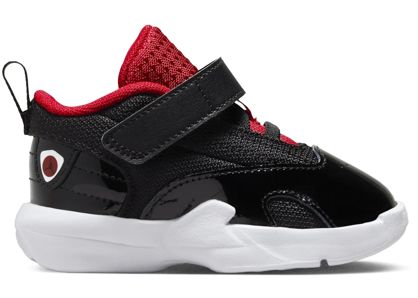 Детские кроссовки Lifestyle Jordan Max Aura 6, Black/White/Gym Red