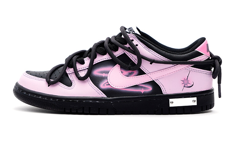 

Кроссовки Nike Dunk Skateboard Shoes Women's Low-Top Black Pink