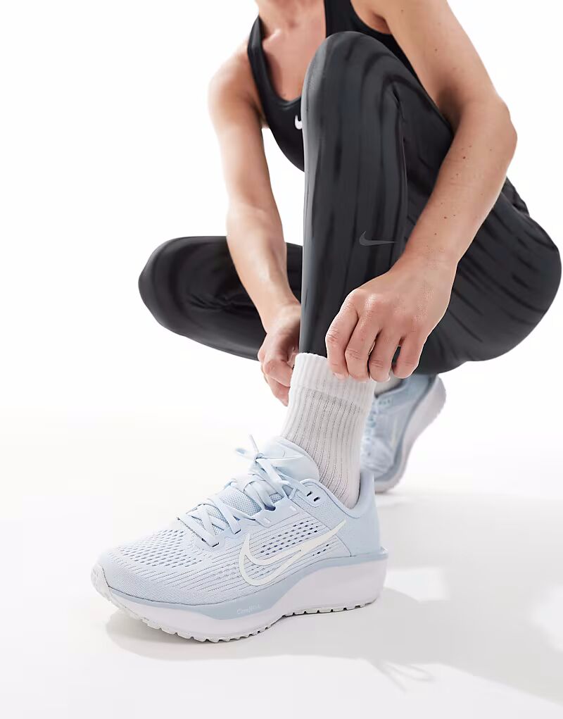 Кроссовки Nike Running Quest 6 синего и белого цвета