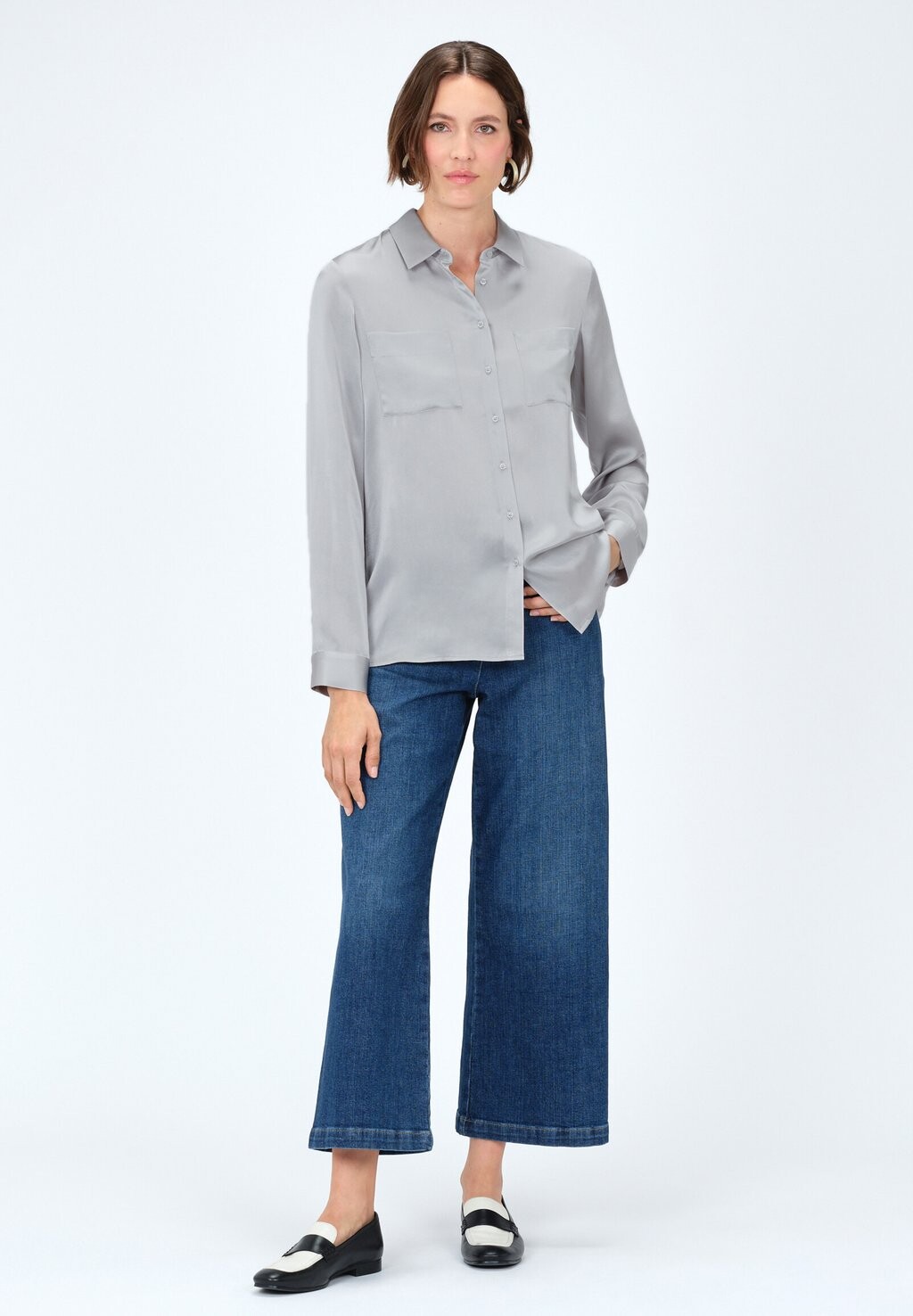 

Блузка на пуговицах FRENCH FASHION ELEGANT MODERN JEANNE B Caroll, светло-серый