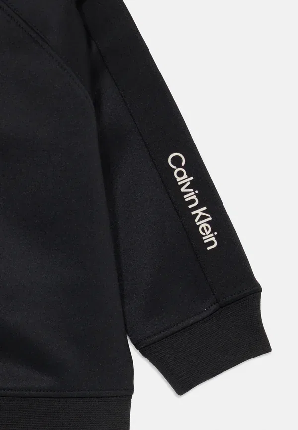 Детский спортивный костюм Calvin Klein Jeans, черный — фото 4