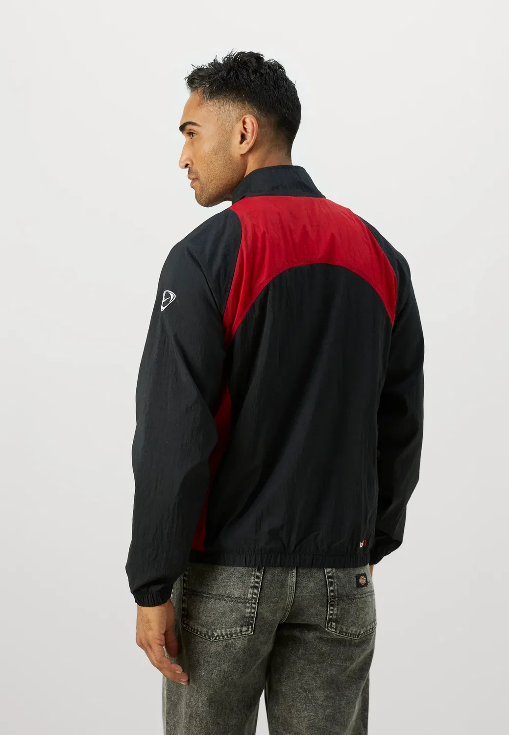 Тренировочная куртка Nike Performance, Black/Gym Red — фото 4