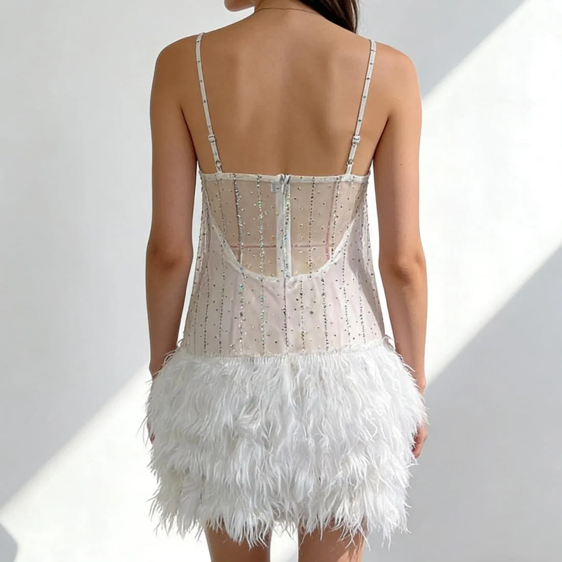 Женское мини-платье с пайетками и перьями Celestial Feather & Sequin Mini Dress, Only — фото 2