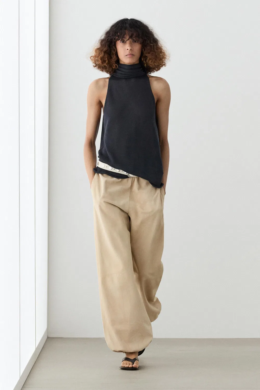 Топ Massimo Dutti, свободный, с завязками и бретелями через шею, темно-синий