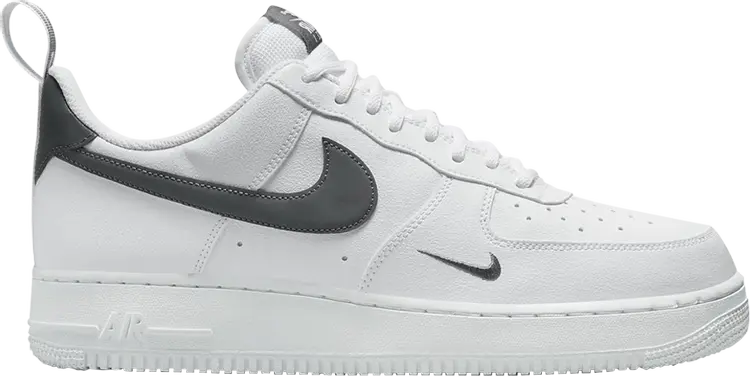

Кроссовки Nike Air Force 1 '07 LV8 UT 'White Metallic Dark Grey', белый, Белый;серый, Кроссовки Nike Air Force 1 '07 LV8 UT 'White Metallic Dark Grey', белый